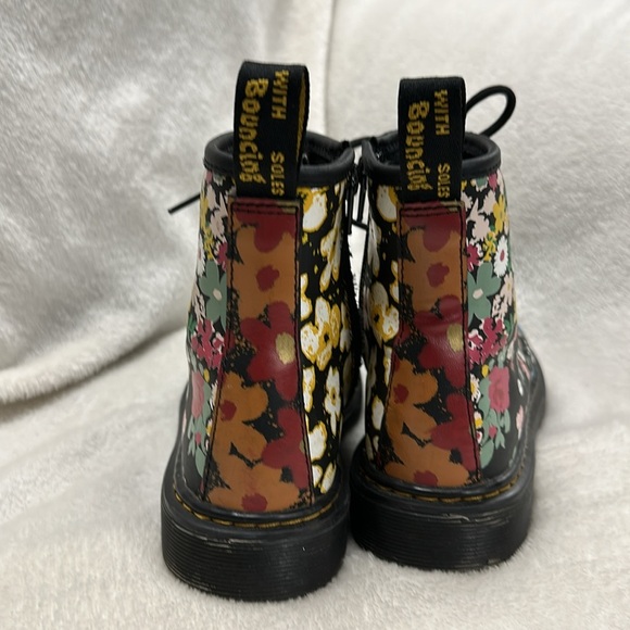 Dr.Martens YOUTH 1460 FLORAL MASH UP LEATHER LACE UP BOOTS US 3 - Picture 3 of 9
